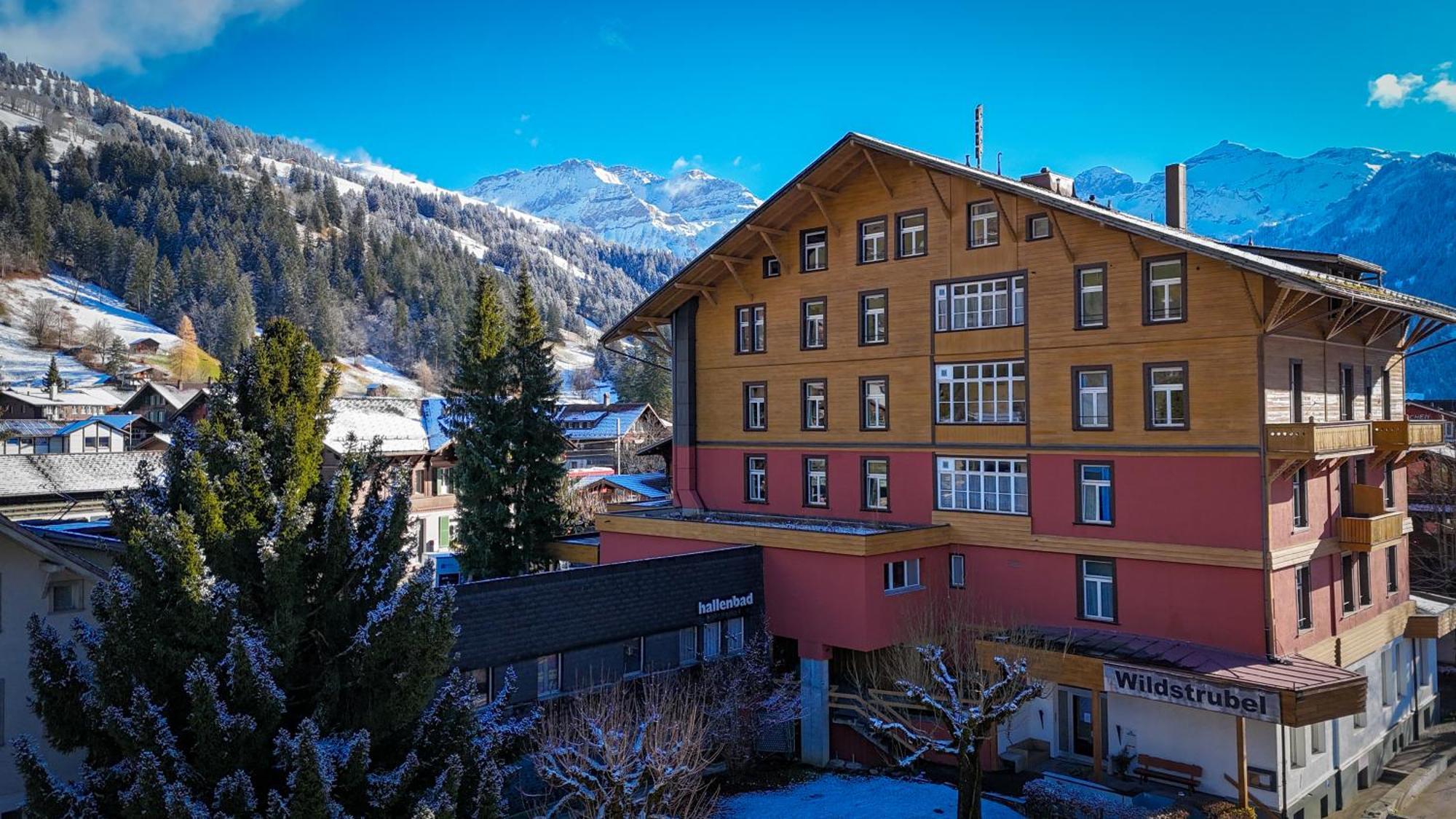 Sporthotel Wildstrubel Lenk im Simmental Exterior foto